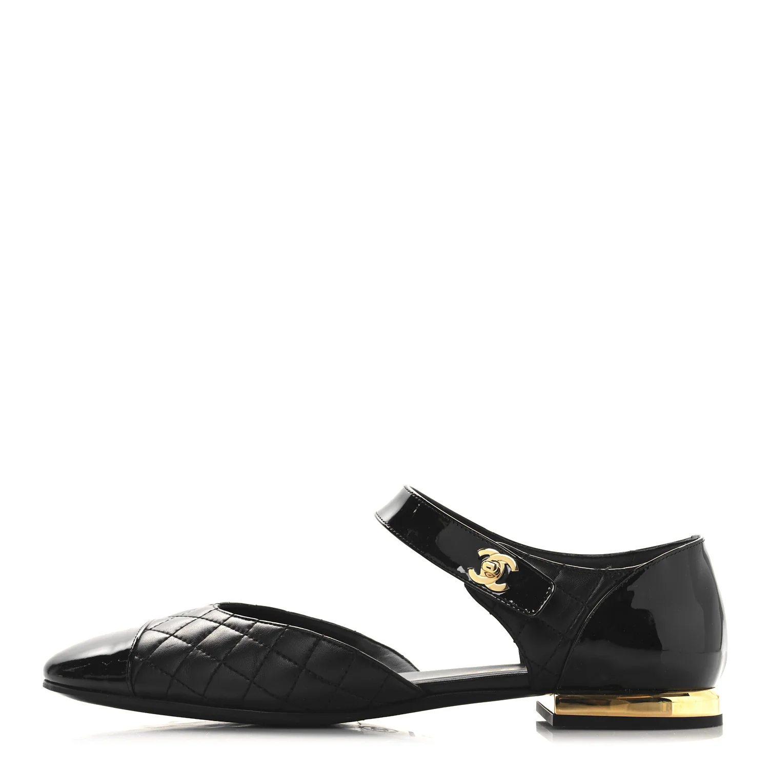 Chanel patent lambskin quilted cap toe ballerina flats in black